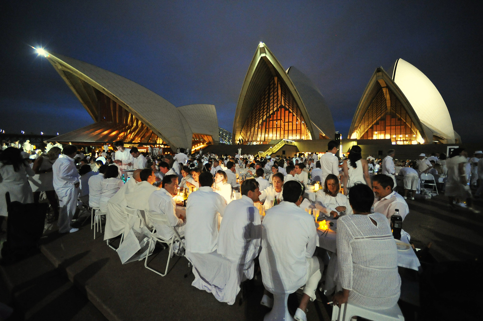 TeamEvent_DinnerEnBlanc_06